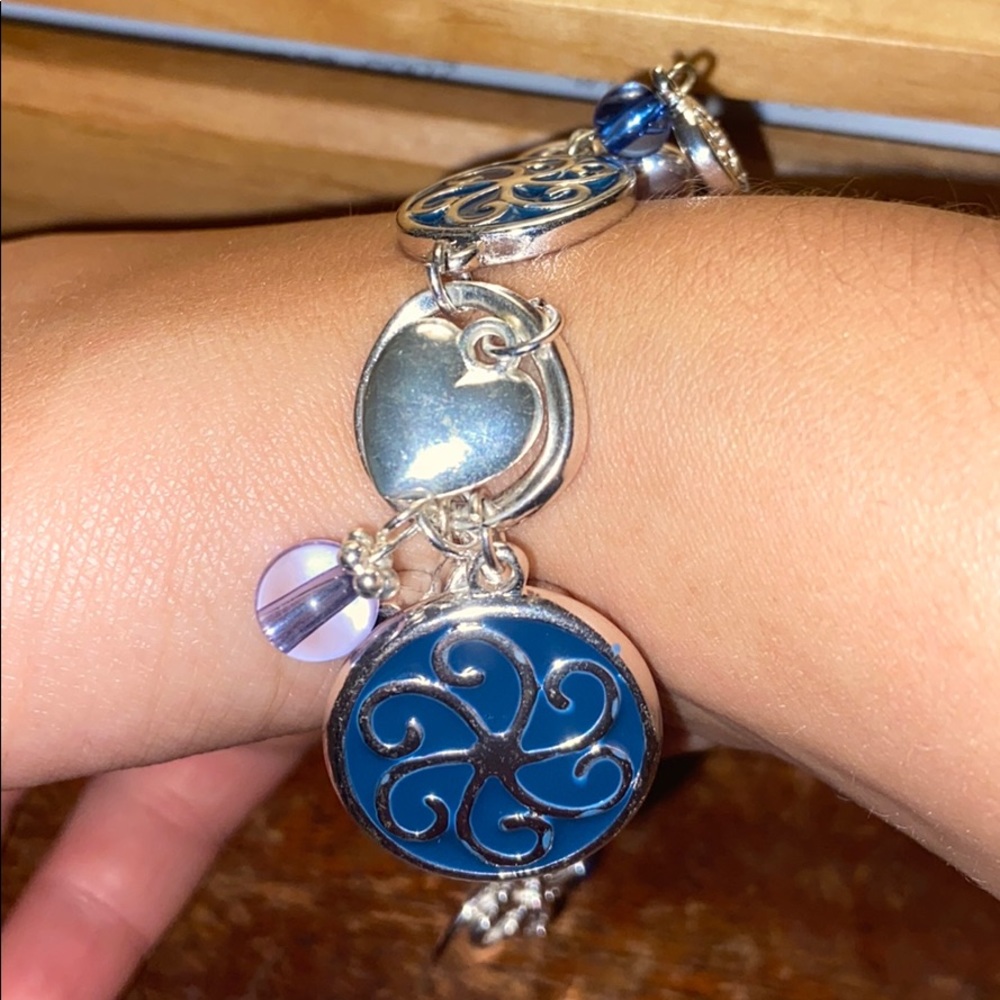 Something blue - Picture 2 of 5